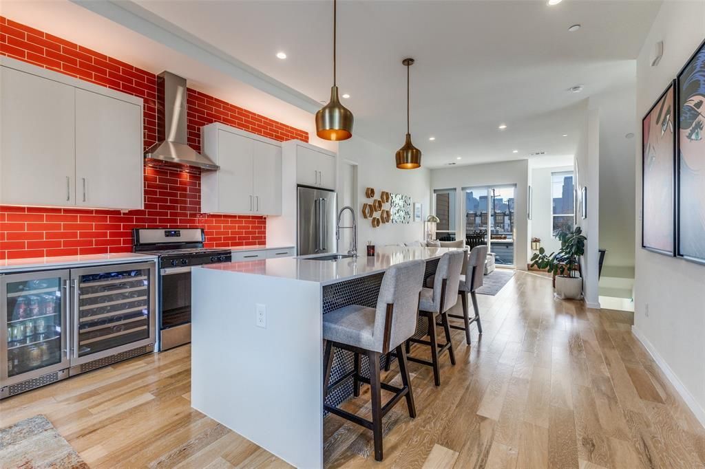 3812 San Jacinto Street, Unit 201, Dallas, TX 75204 Main Photo
