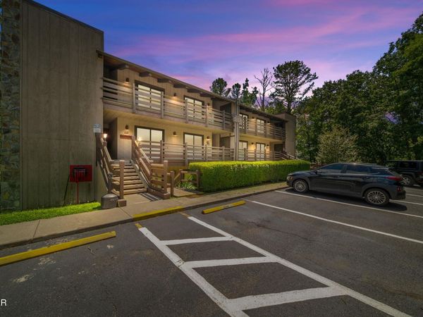 1081 Cove Road, Sevierville, TN 37876