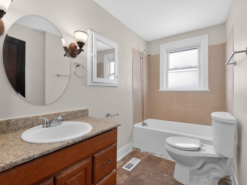 641 S Warren Avenue, Columbus, OH 43204 Photo 20