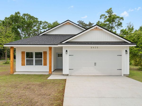 8425 Tippin Avenue, Pensacola, FL 32514