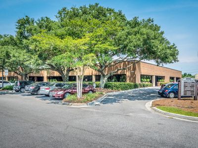 4995 Lacross Road , North Charleston, SC 29406