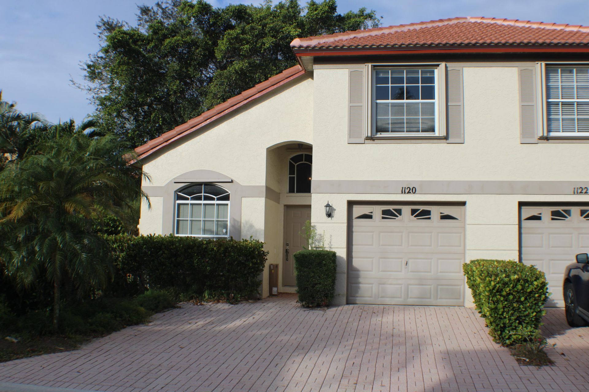 1120 Via Jardin, Riviera Beach, FL 33418 Photo