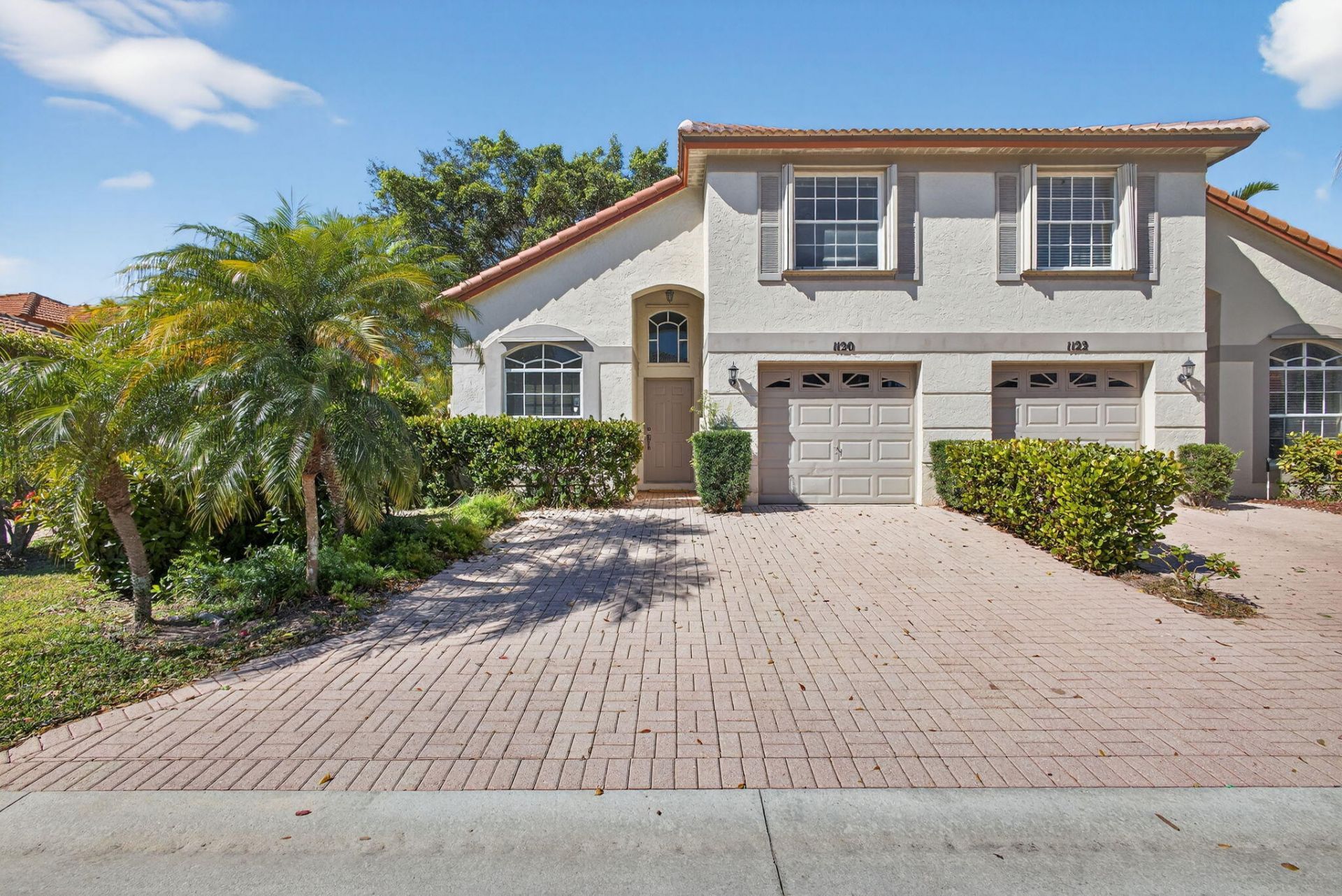1120 Via Jardin, Riviera Beach, FL 33418 Photo