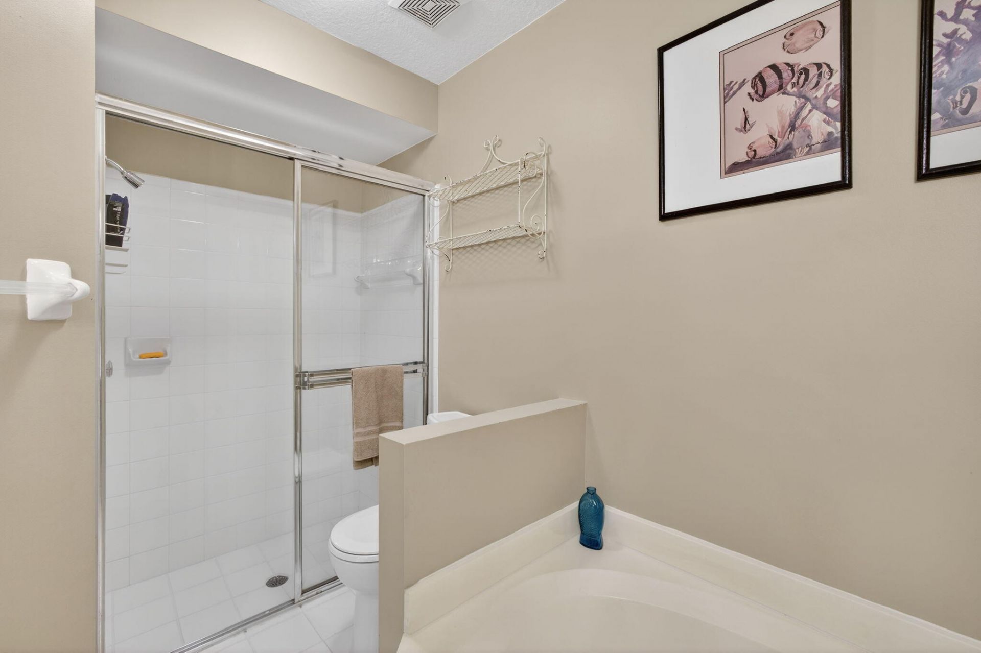 1120 Via Jardin, Riviera Beach, FL 33418 Photo