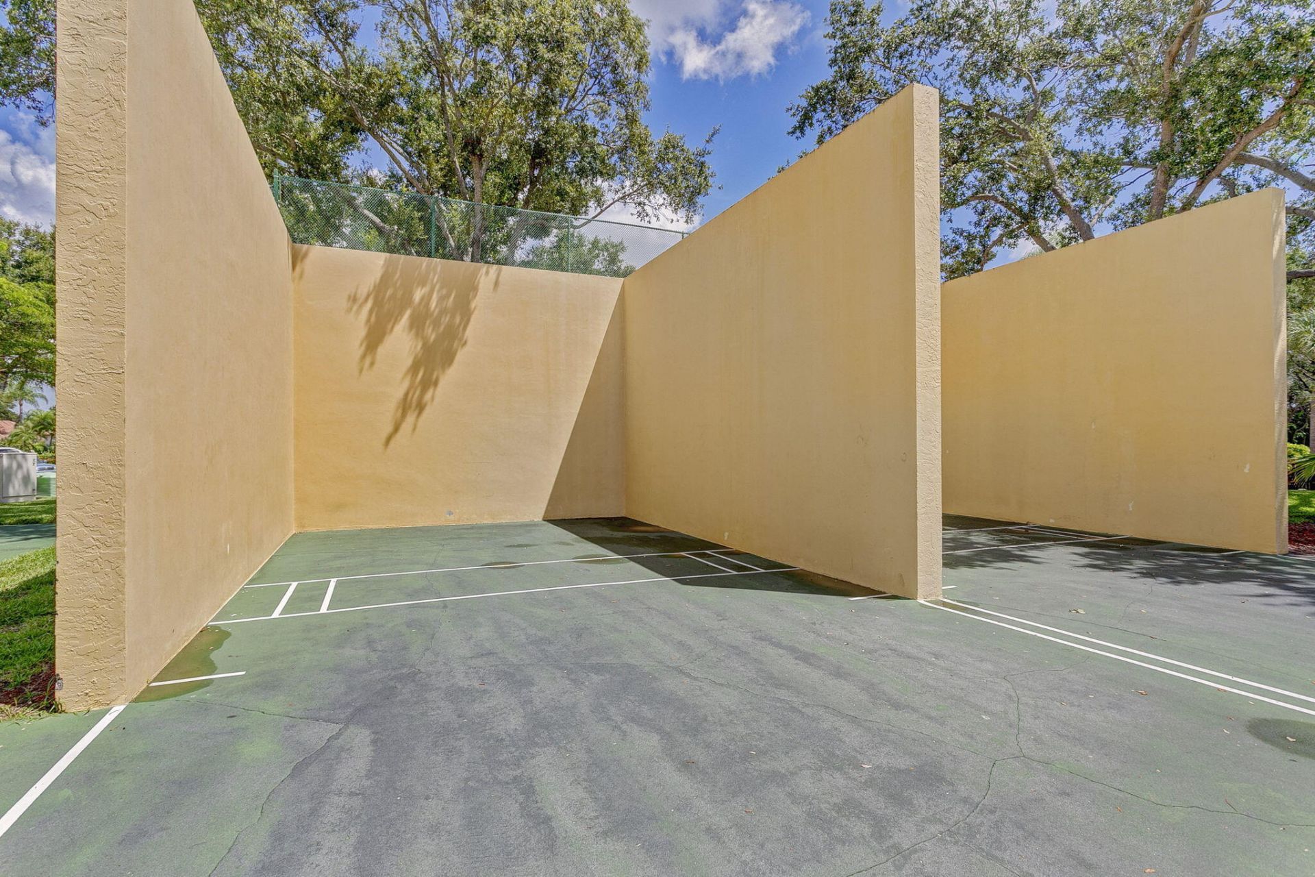 1120 Via Jardin, Riviera Beach, FL 33418 Photo