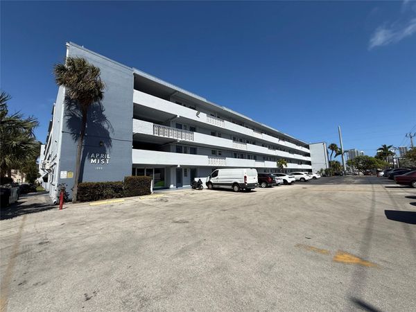 1333 E Hallandale Beach Boulevard, Unit 335, Hallandale Beach, FL 33009