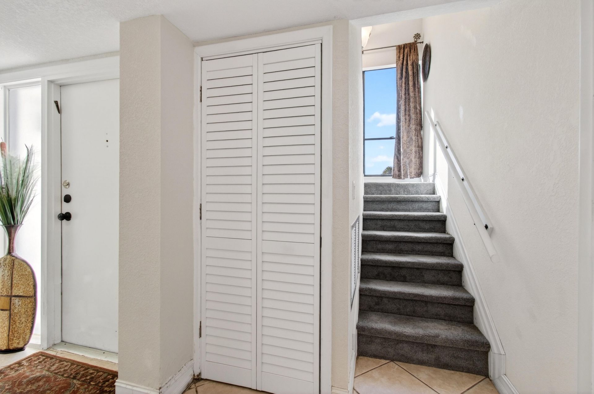 2303 Bridgewood Drive, Unit 2303, Boca Raton, FL 33434 Photo