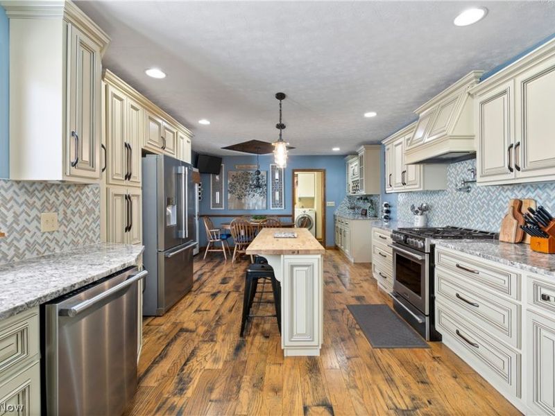 5107 Fox Ridge Dr., Green, OH 44720 Photo 8