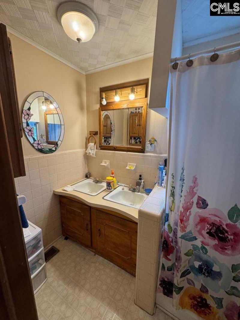 289 Cathy Drive Photo 12