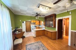 289 Cathy Drive photo 4