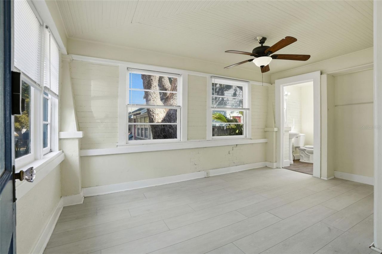 725 8th Street N, Saint Petersburg, FL 33701 Photo