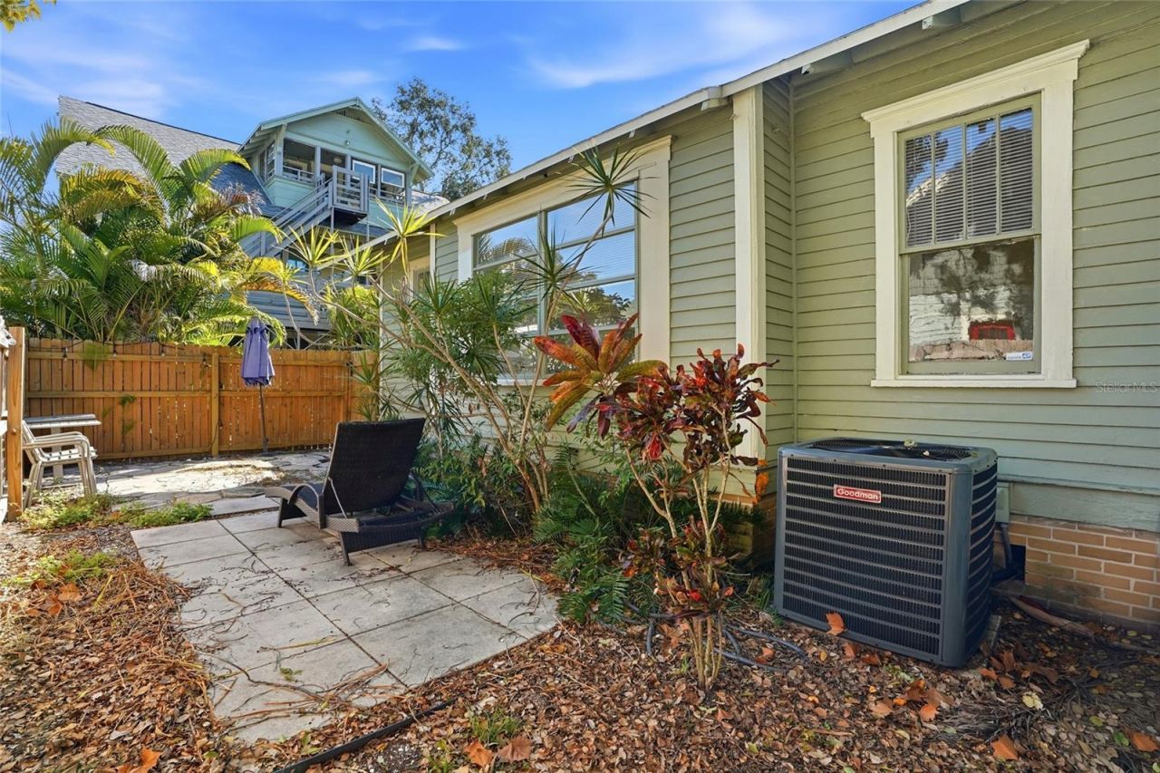 725 8th Street N, Saint Petersburg, FL 33701 Photo