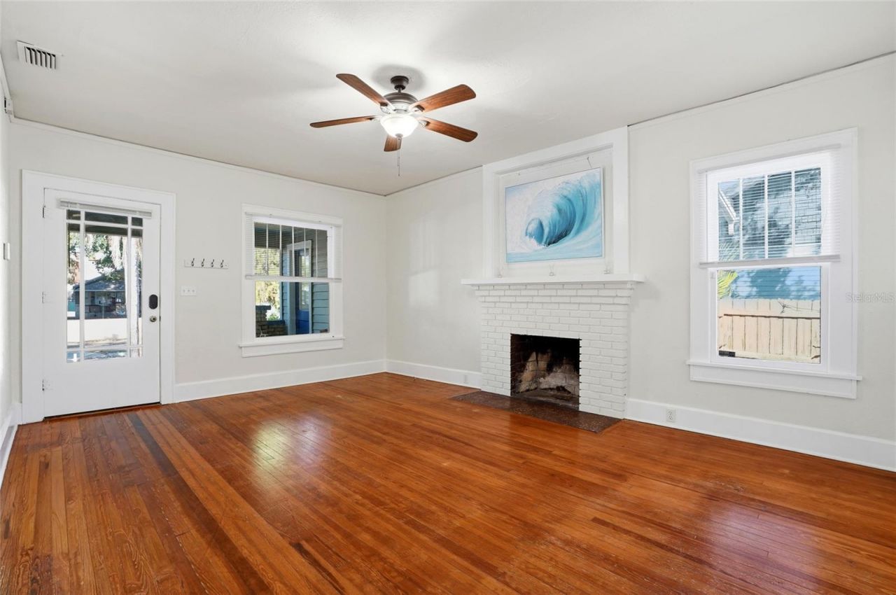 725 8th Street N, Saint Petersburg, FL 33701 Photo