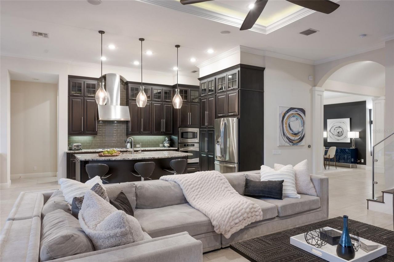 512 Mast Drive, Bradenton, FL 34208 Photo