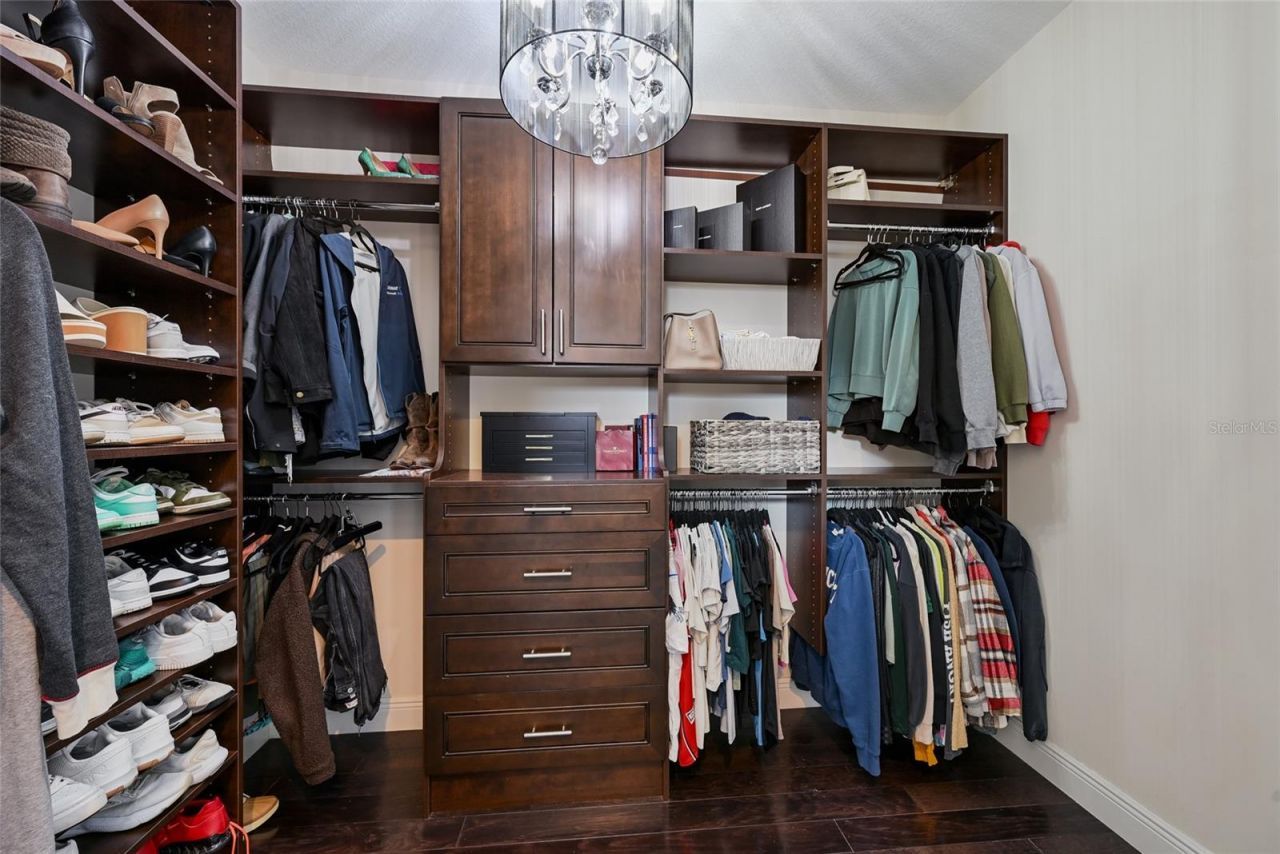 512 Mast Drive, Bradenton, FL 34208 Photo