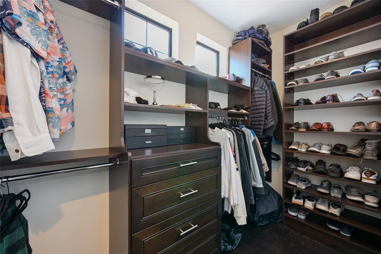 512 Mast Drive, Bradenton, FL 34208 Photo