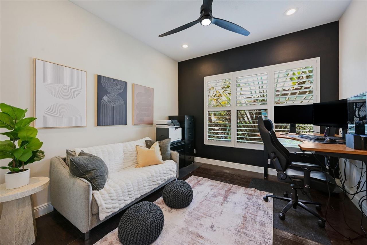 512 Mast Drive, Bradenton, FL 34208 Photo