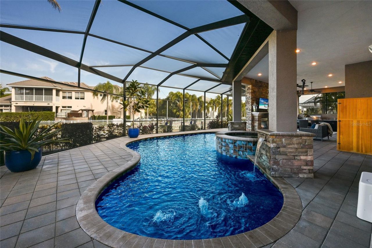 512 Mast Drive, Bradenton, FL 34208 Photo