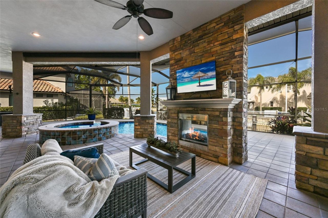 512 Mast Drive, Bradenton, FL 34208 Photo