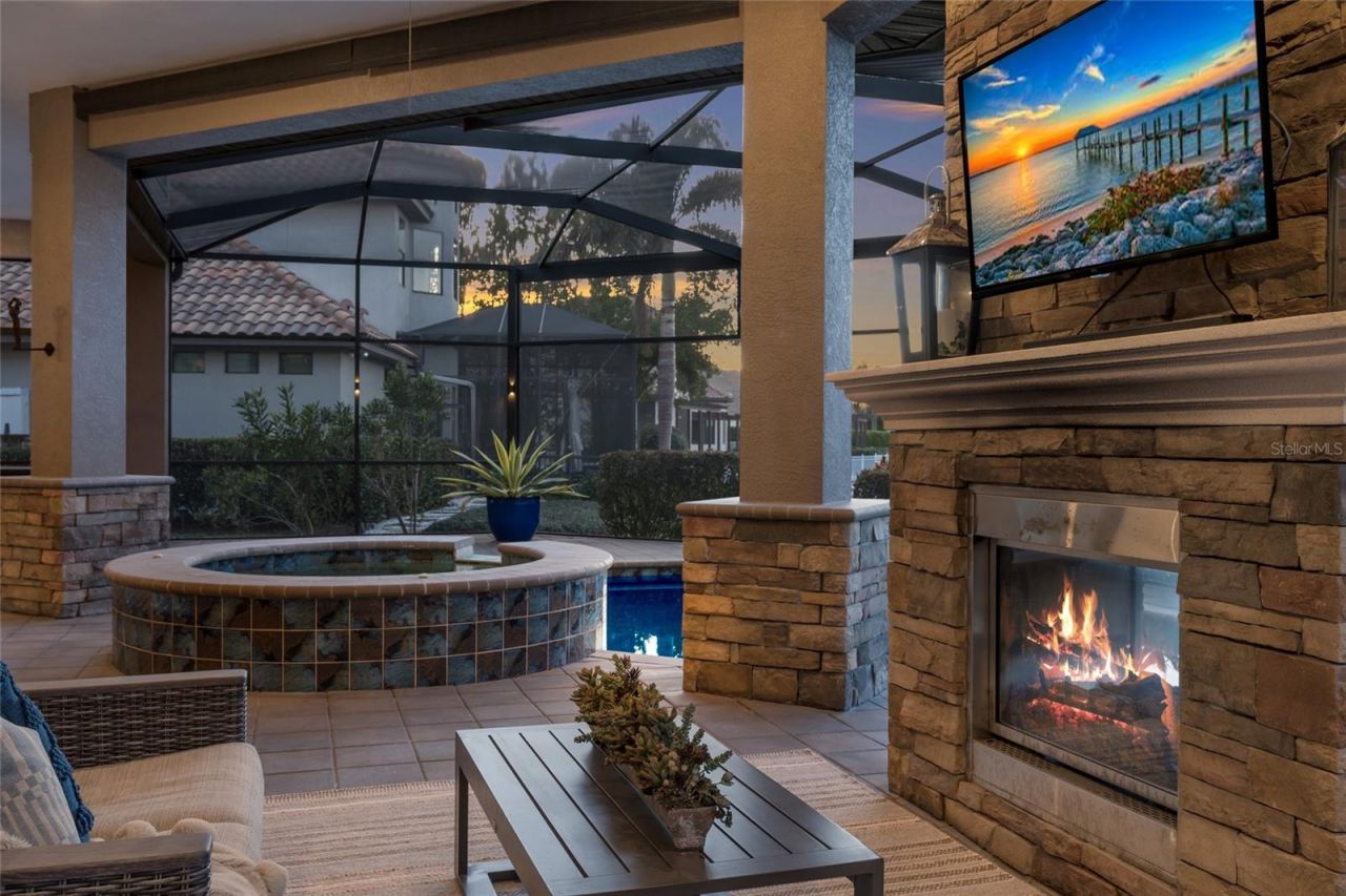 512 Mast Drive, Bradenton, FL 34208 Photo