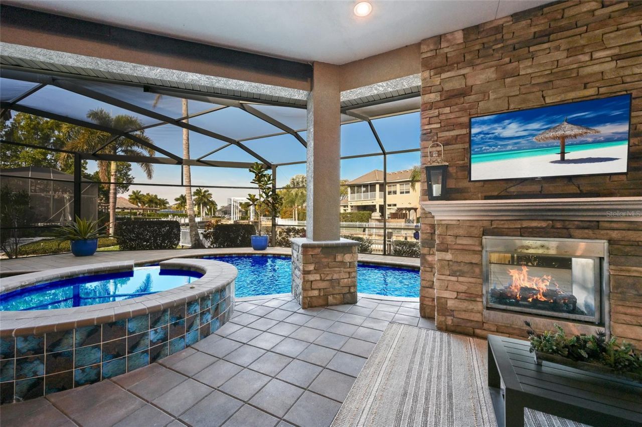 512 Mast Drive, Bradenton, FL 34208 Photo