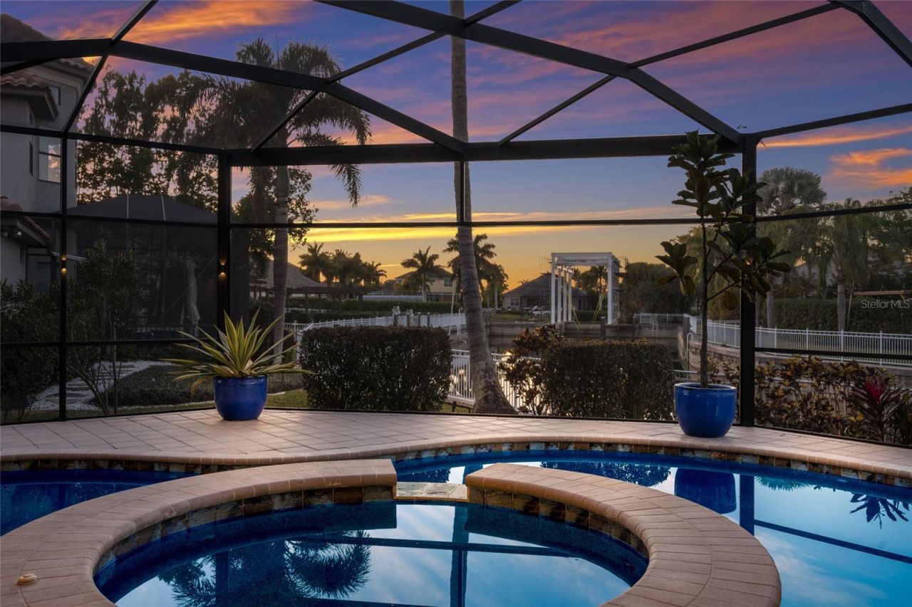 512 Mast Drive, Bradenton, FL 34208 Photo