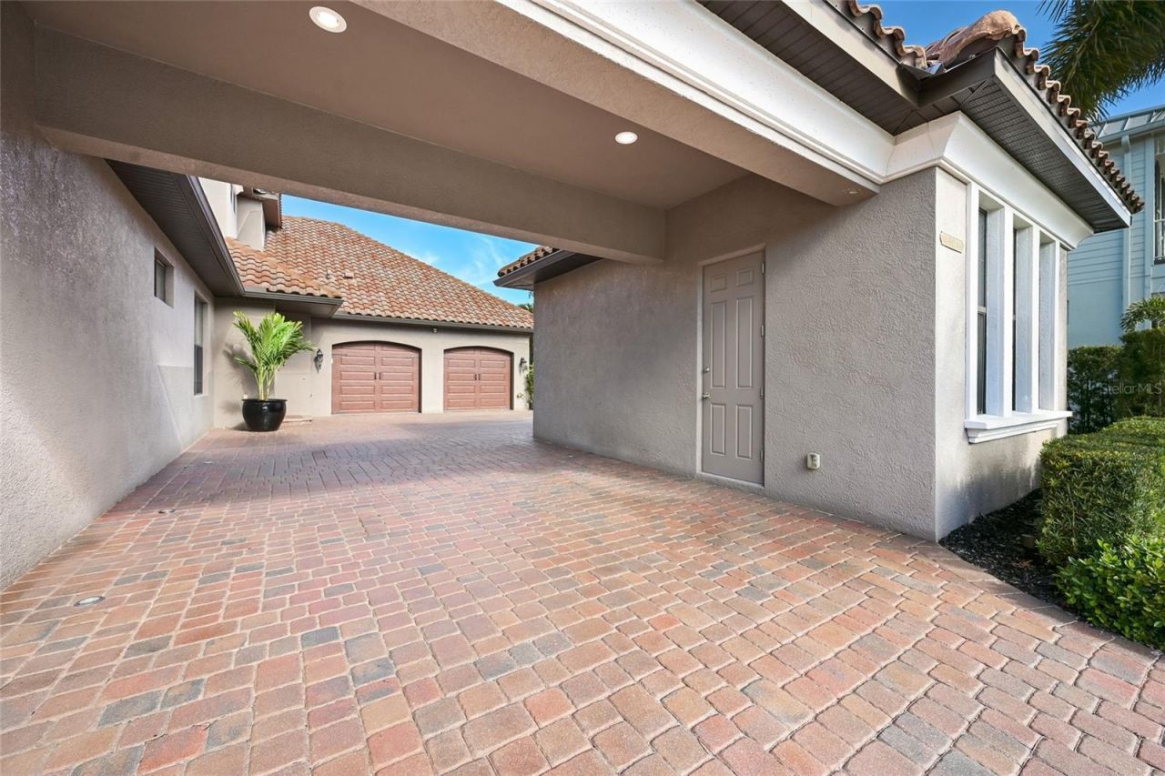 512 Mast Drive, Bradenton, FL 34208 Photo