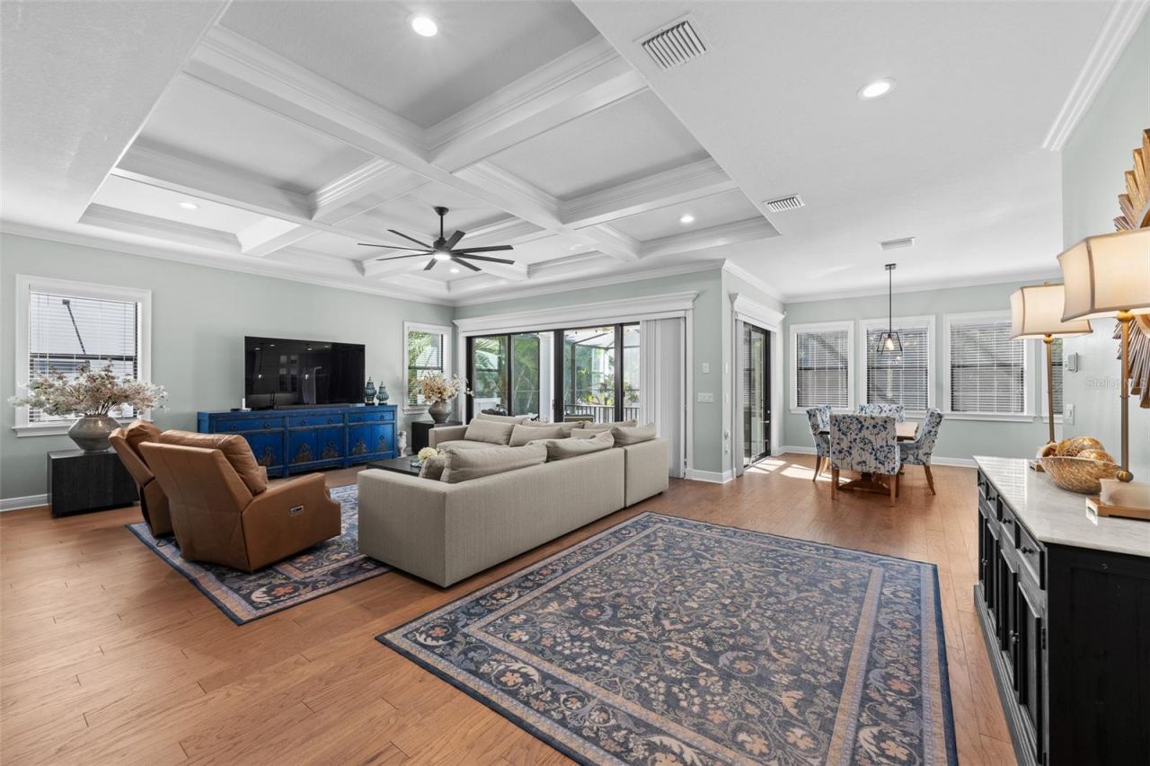 478 Bosphorous Avenue, Tampa, FL 33606 Photo