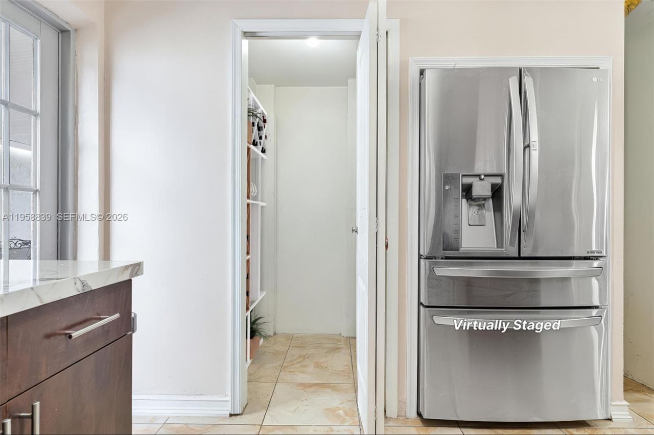 16834 NW 70th Ave, Hialeah, FL 33015 Photo