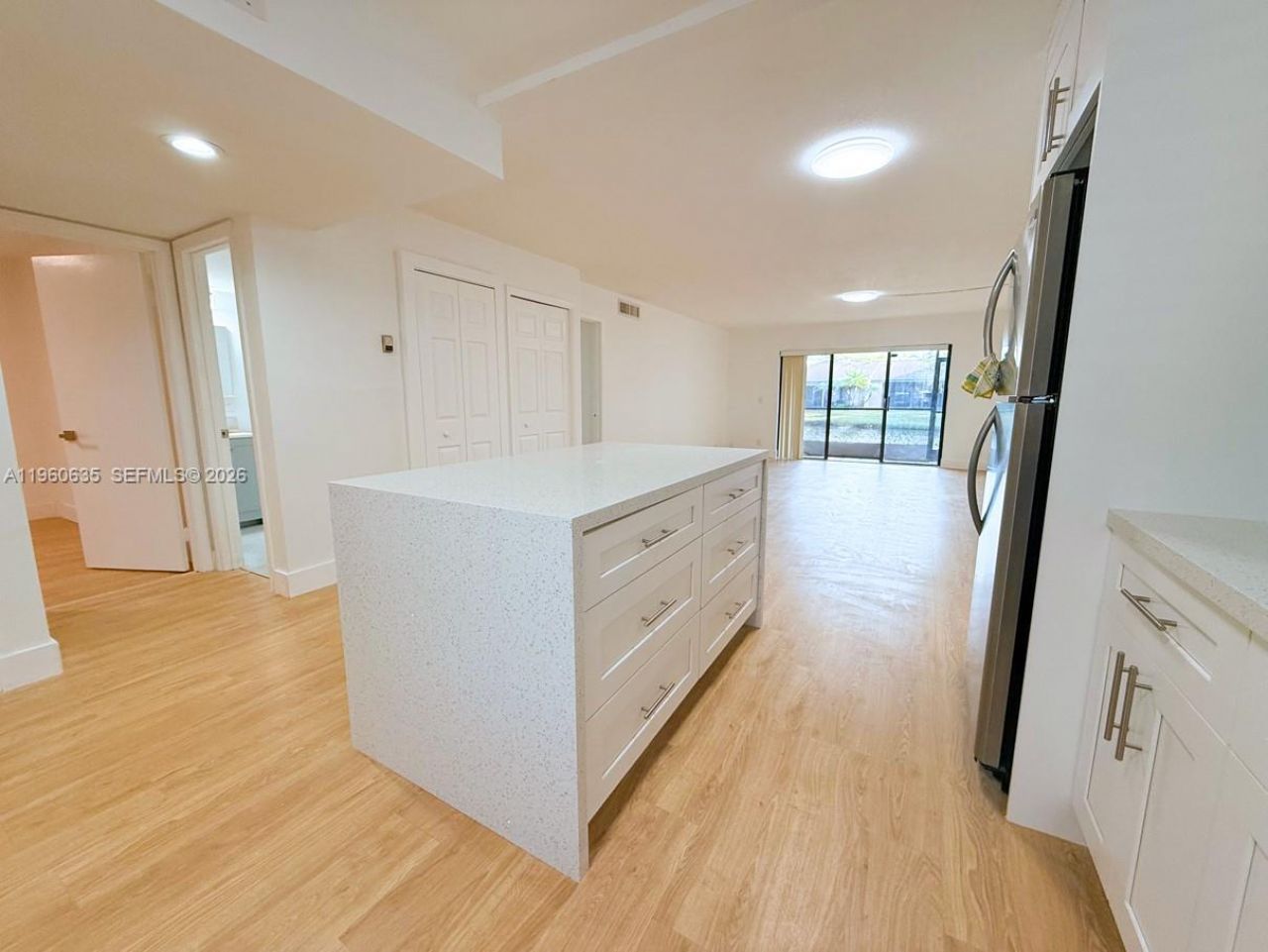 440 S Lake View Dr, Unit 102, Fort Lauderdale, FL 33326 Photo