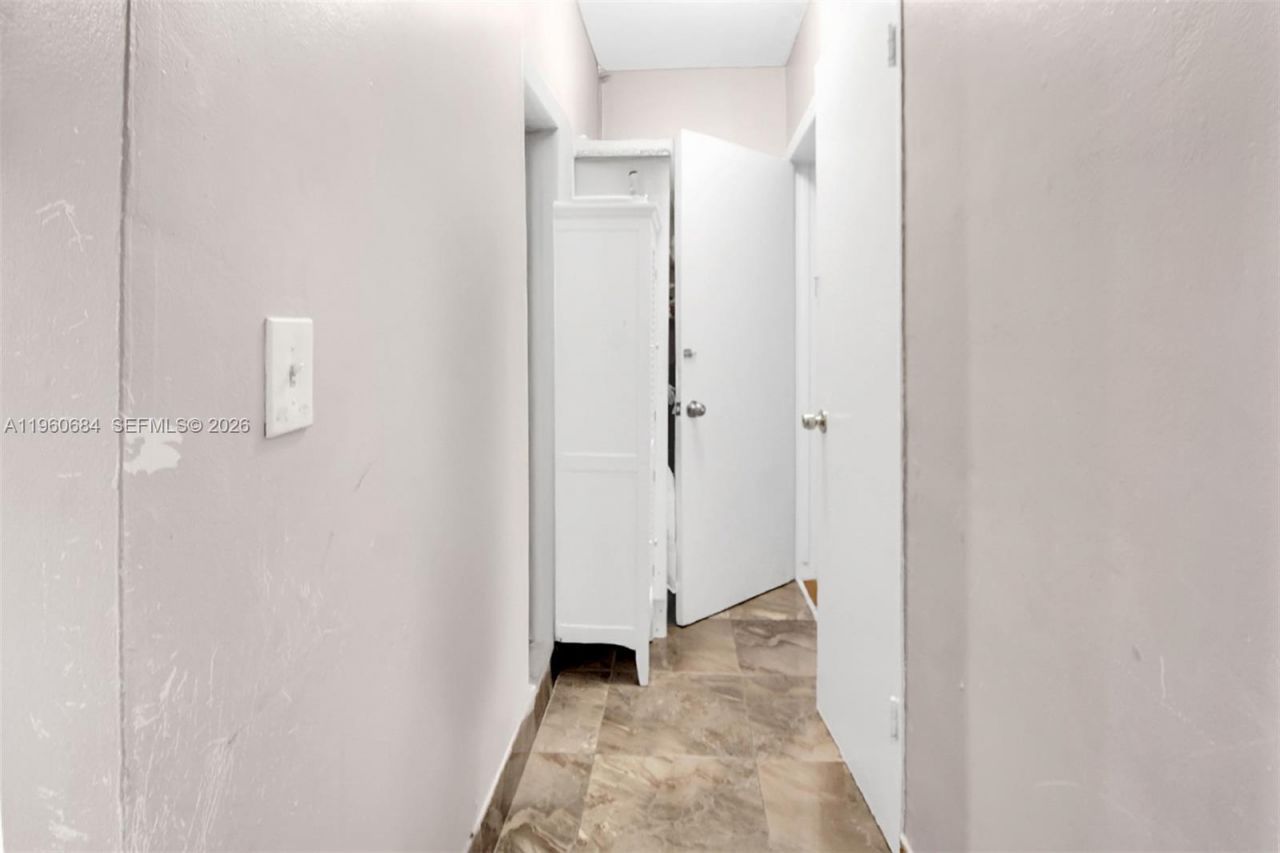 1331 SW 44th Ave, Fort Lauderdale, FL 33317 Photo