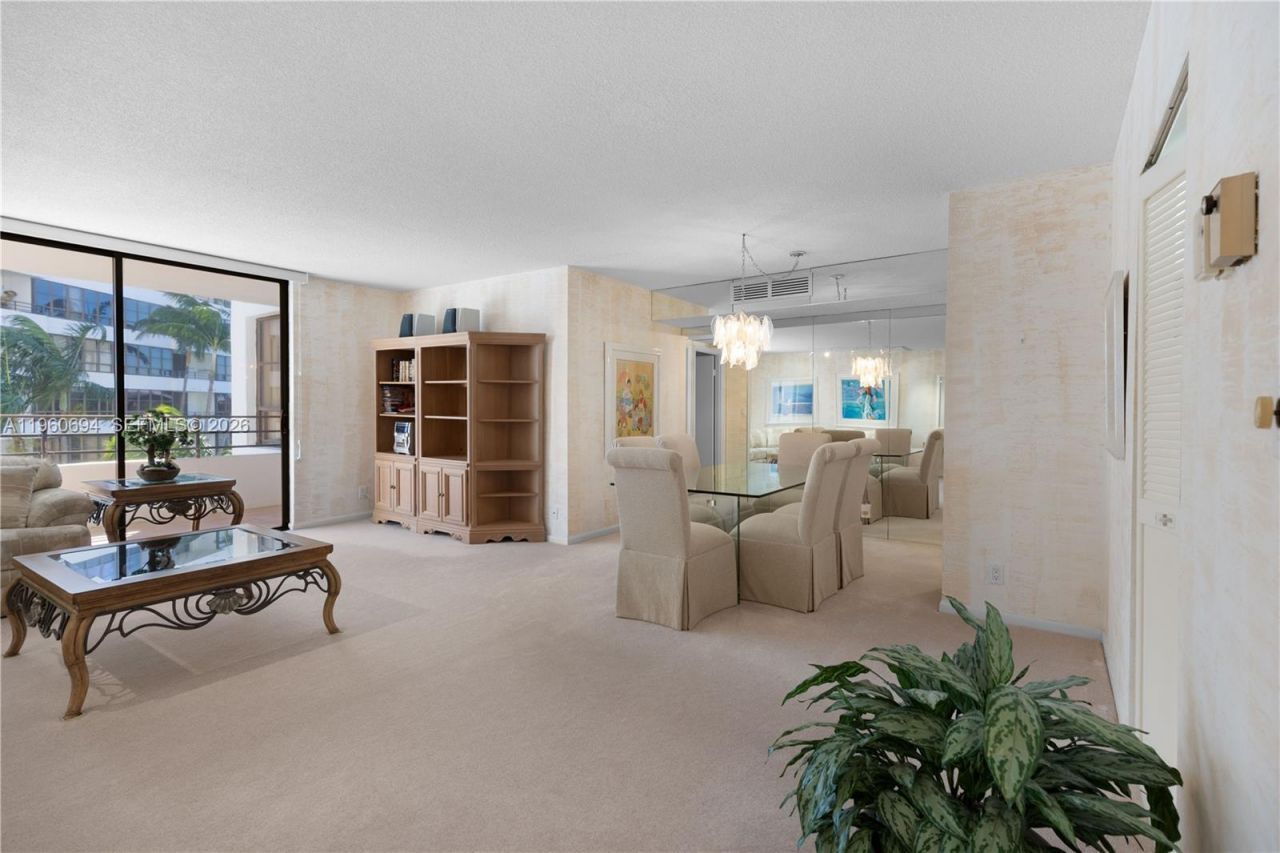 600 Three Islands Blvd , Unit 411, Hallandale Beach, FL 33009 Photo