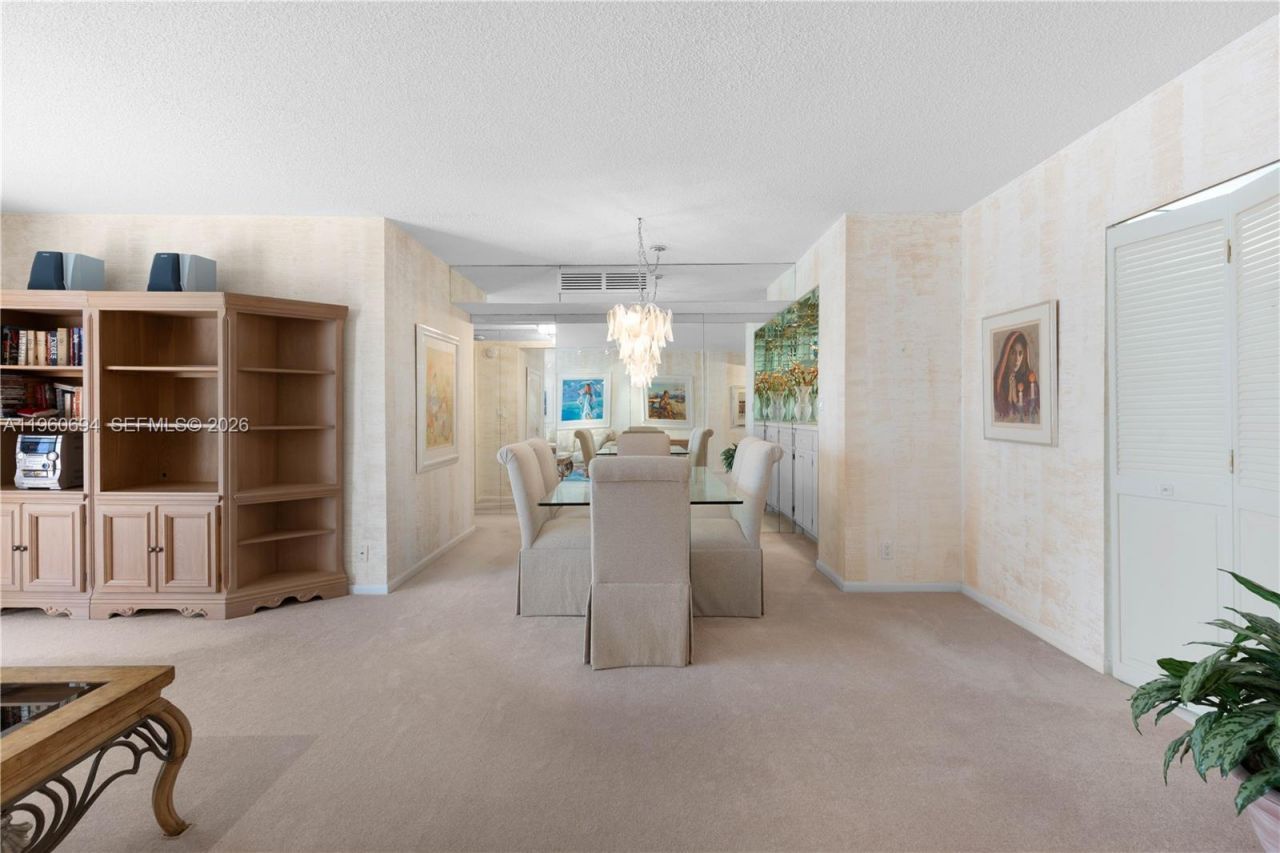 600 Three Islands Blvd , Unit 411, Hallandale Beach, FL 33009 Photo