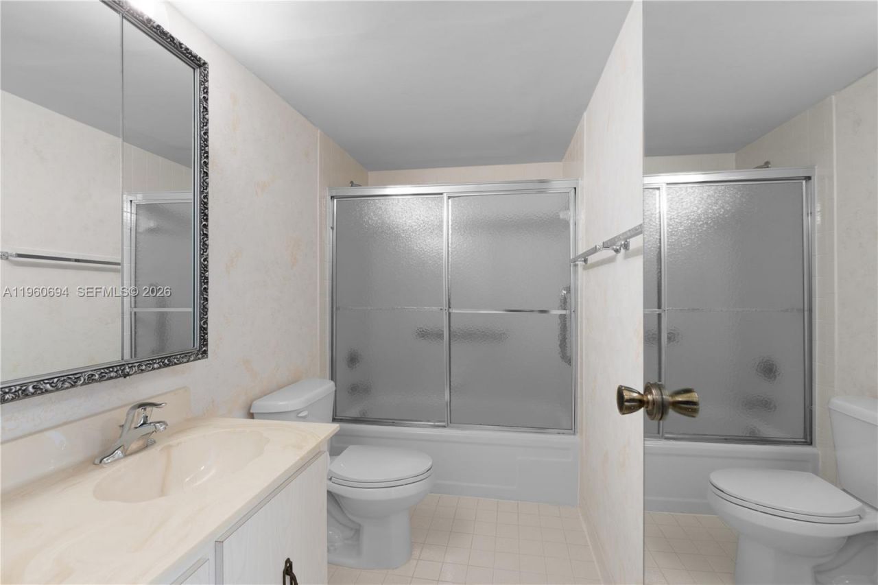 600 Three Islands Blvd , Unit 411, Hallandale Beach, FL 33009 Photo