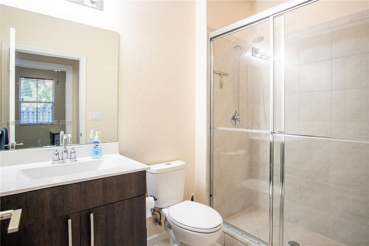 1447 SE 24th Ave , Homestead, FL 33035 Photo