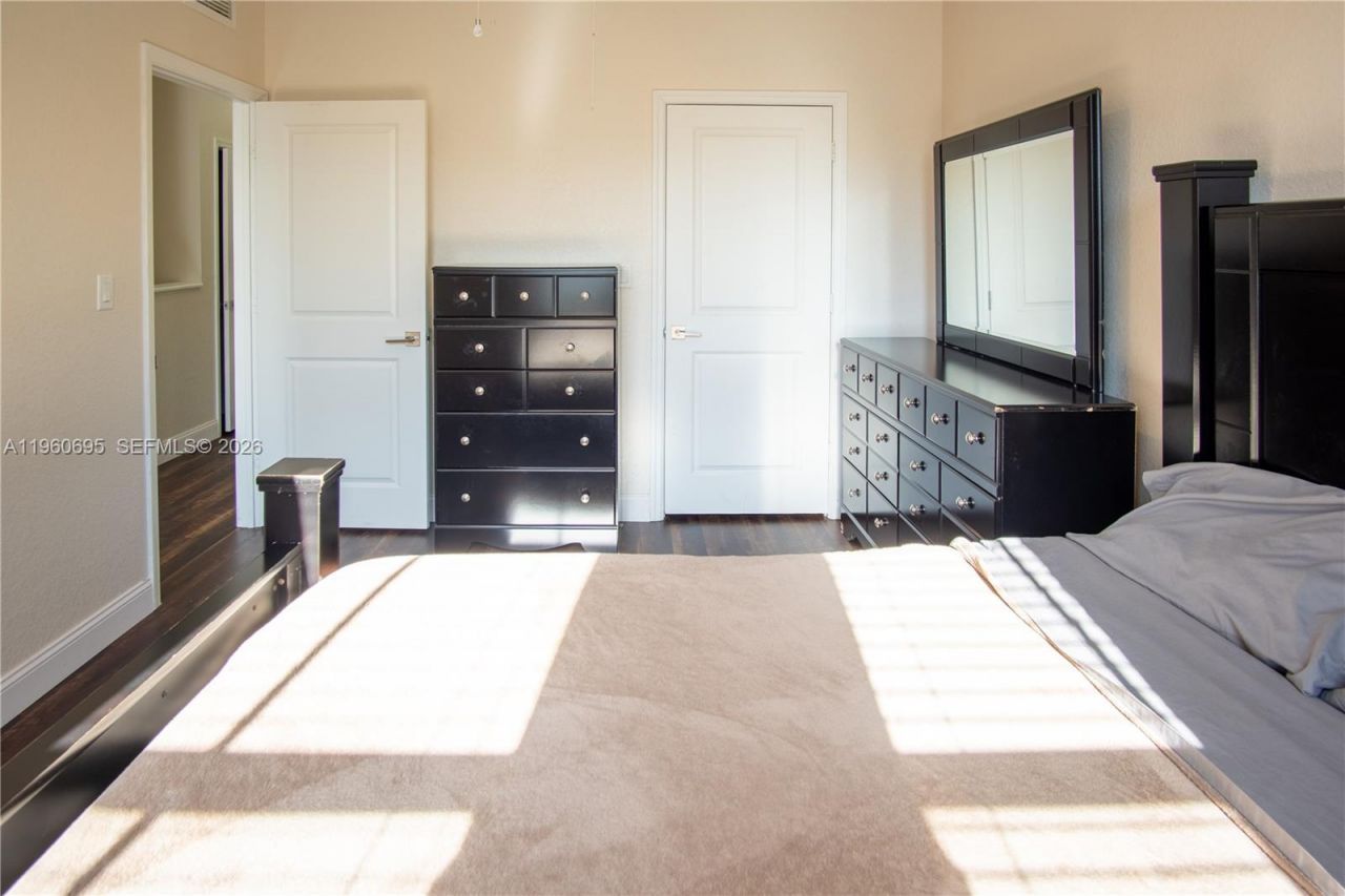 1447 SE 24th Ave , Homestead, FL 33035 Photo