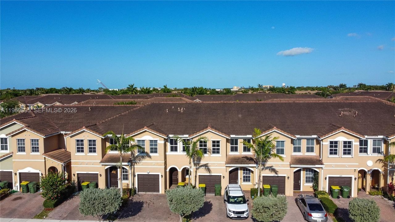 1447 SE 24th Ave , Homestead, FL 33035 Photo