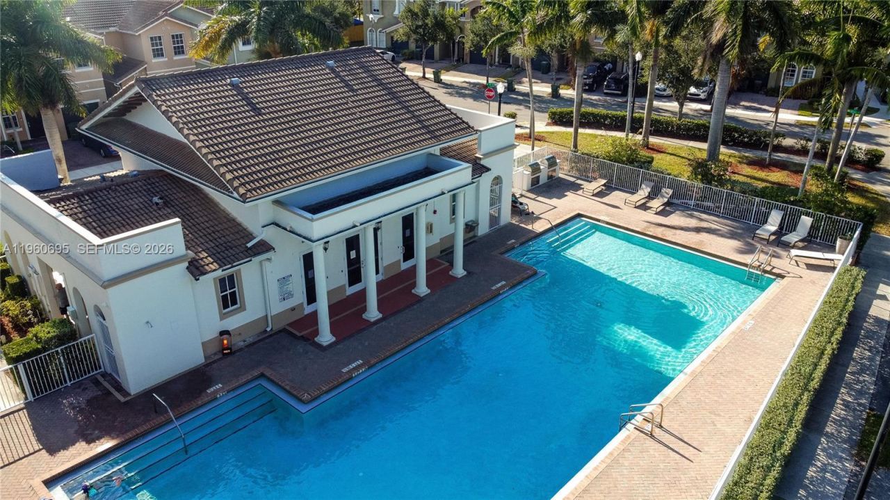 1447 SE 24th Ave , Homestead, FL 33035 Photo