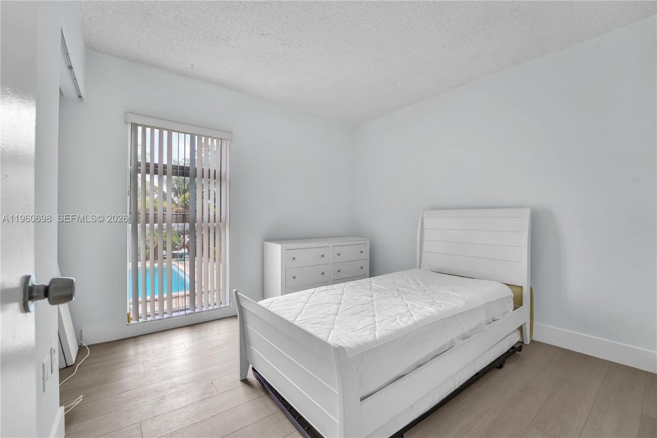 8775 Park Blvd, Unit 112, Miami, FL 33172 Photo