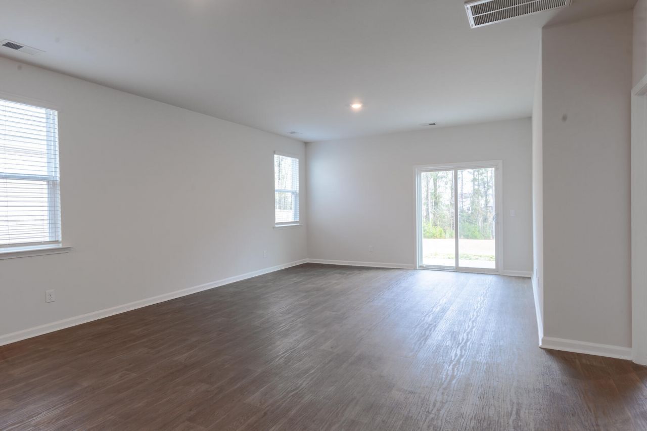 155 Ivory Shadow Road Photo 12