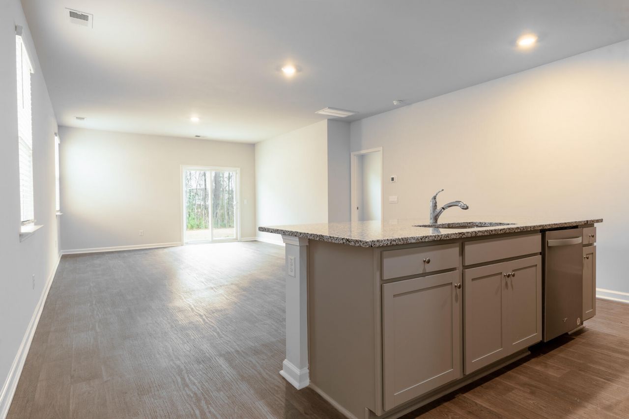 155 Ivory Shadow Road Photo 8