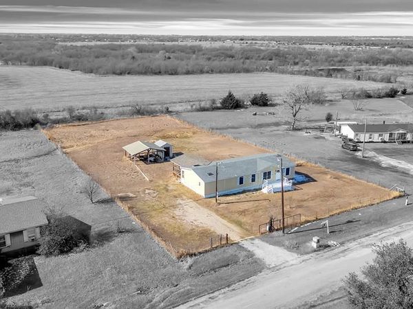 3909 Adriels Lane, Venus, TX 76084