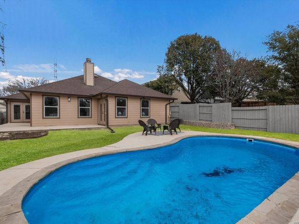 5390 Chestnut View, San Antonio, TX 78247