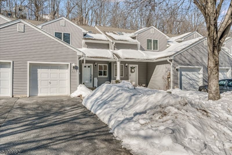 63 Meadow Pond Rd, Hardyston, NJ 07419 Main Photo