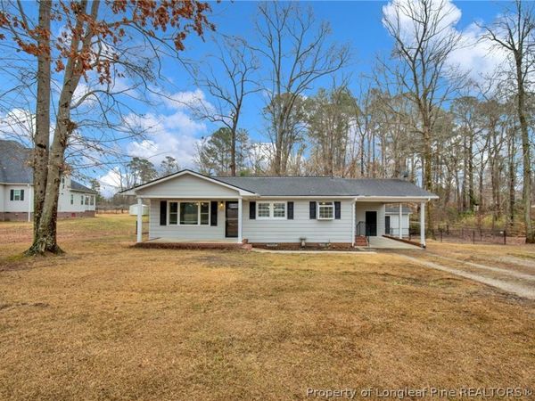 882 Middle Road, Fayetteville, NC 28312