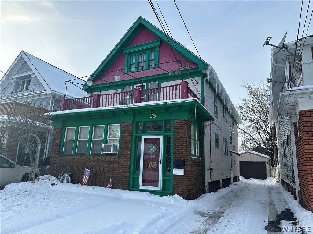 28 Paul Place, Buffalo, NY 14210 Main Photo