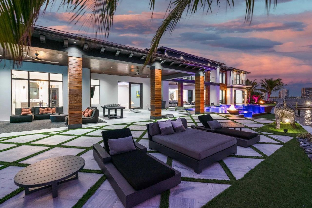 712 Lakeside Circle, North Palm Beach, FL 33408 Photo