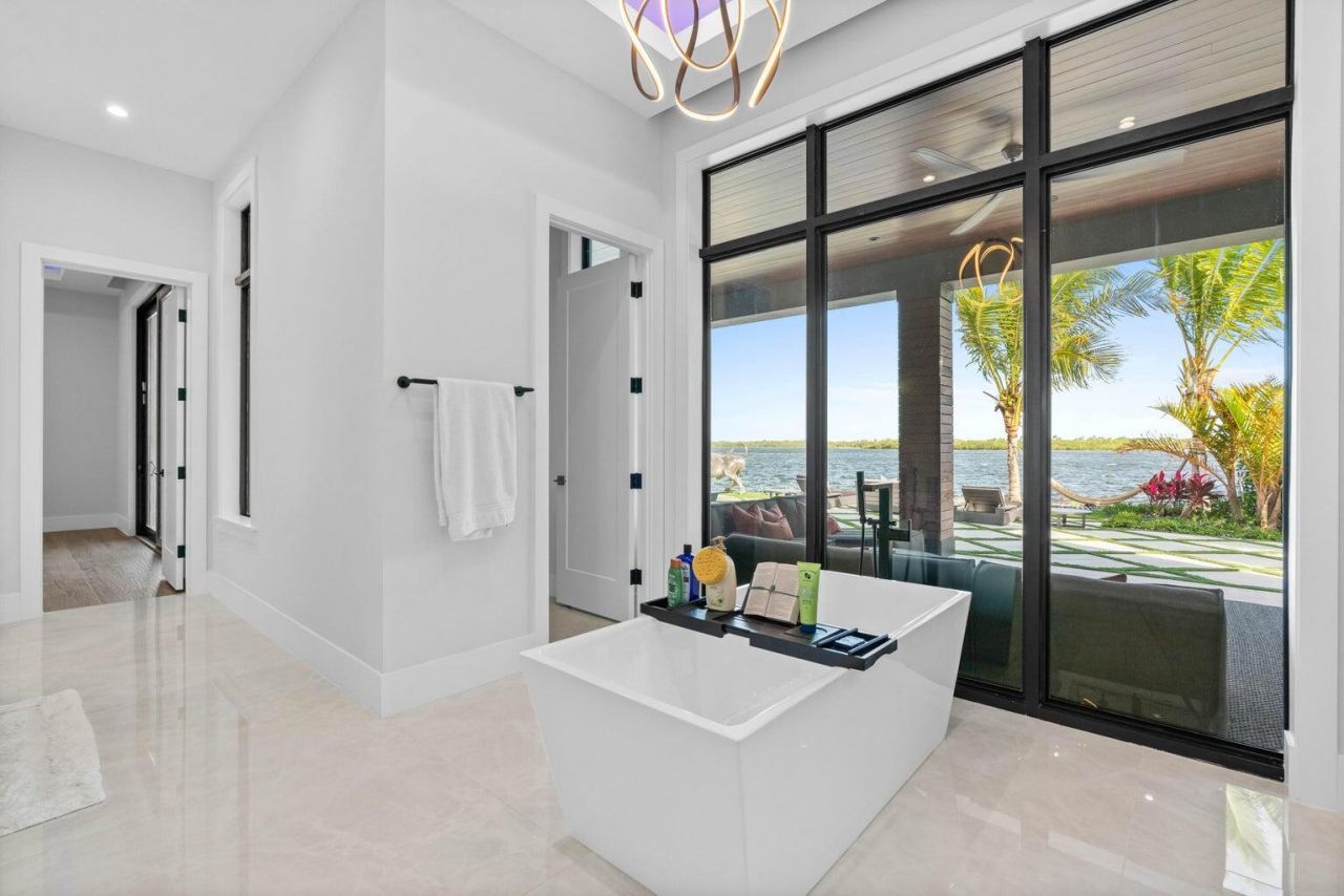 712 Lakeside Circle, North Palm Beach, FL 33408 Photo