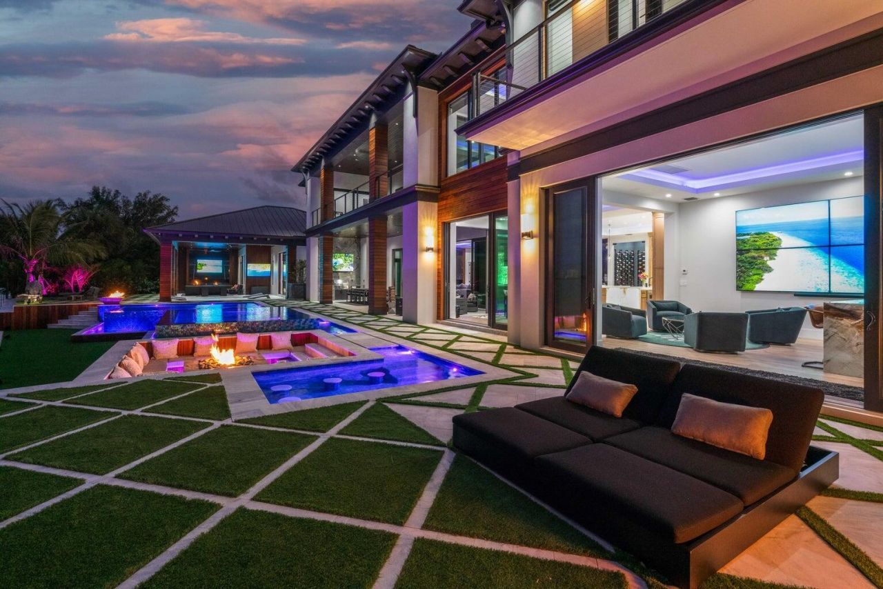 712 Lakeside Circle, North Palm Beach, FL 33408 Photo