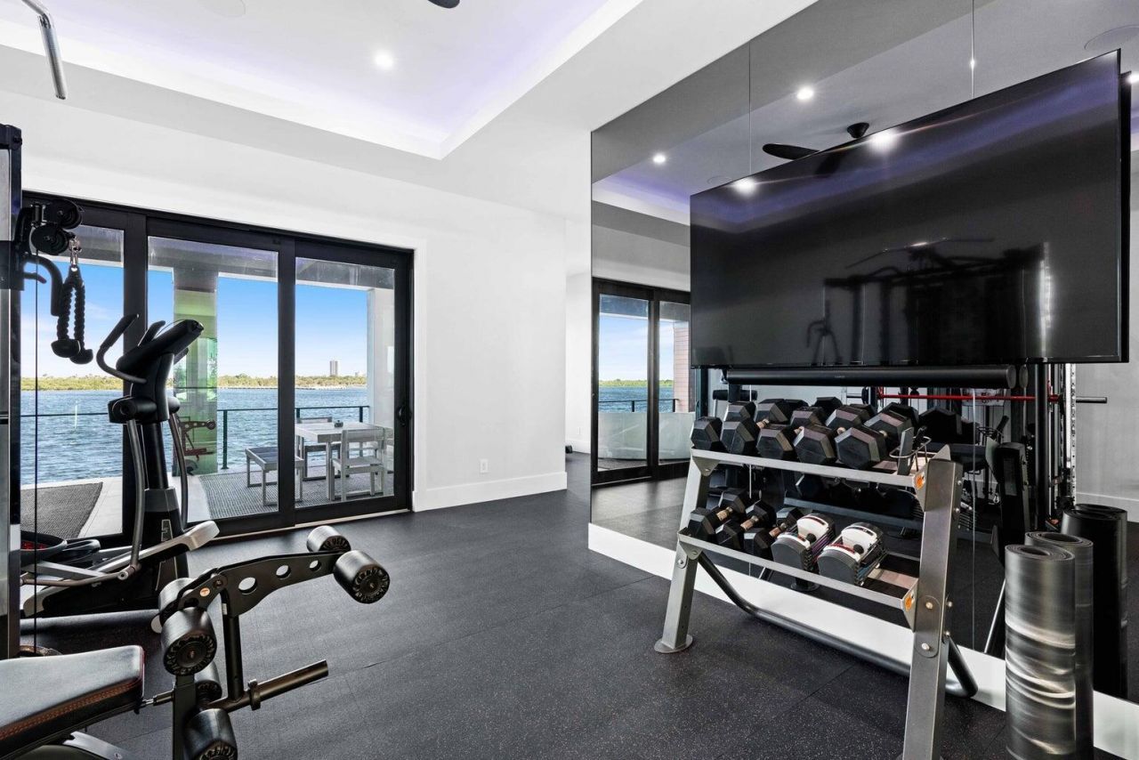 712 Lakeside Circle, North Palm Beach, FL 33408 Photo